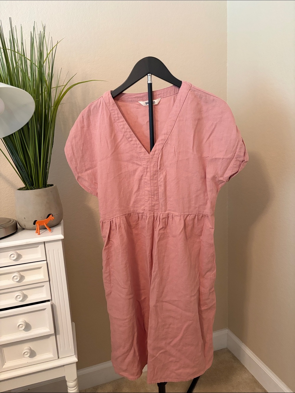 Briggs New York Dusty Pink V-Neck Midi Dress